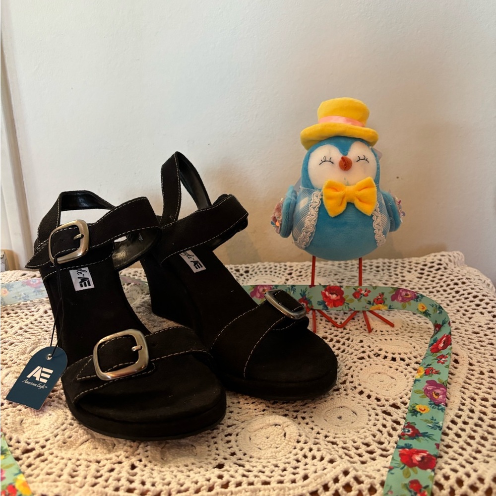 American Eagle, black, wedge sandals.